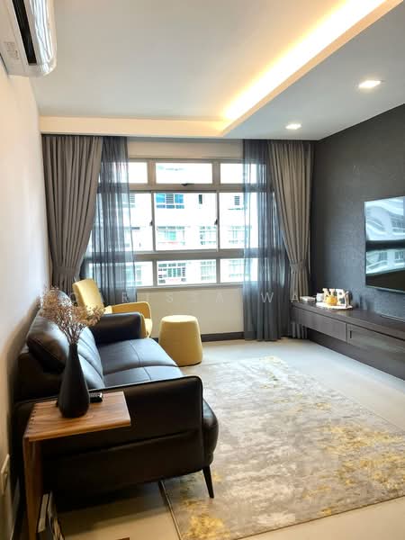 271B Sengkang Central, 271B Sengkang Central, 3 Bedrooms, 1,001 sqft, HDB Flat For Sale, by Carissa Wan, 500168490 - Living Room - PropertyGuru.com.sg