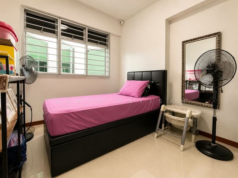 502C Yishun Street 51, 502C Yishun Street 51, 3 Bedrooms, 990 sqft, HDB Flat For Sale, by Taufik Batisah, 500168491 - Bedroom - PropertyGuru.com.sg