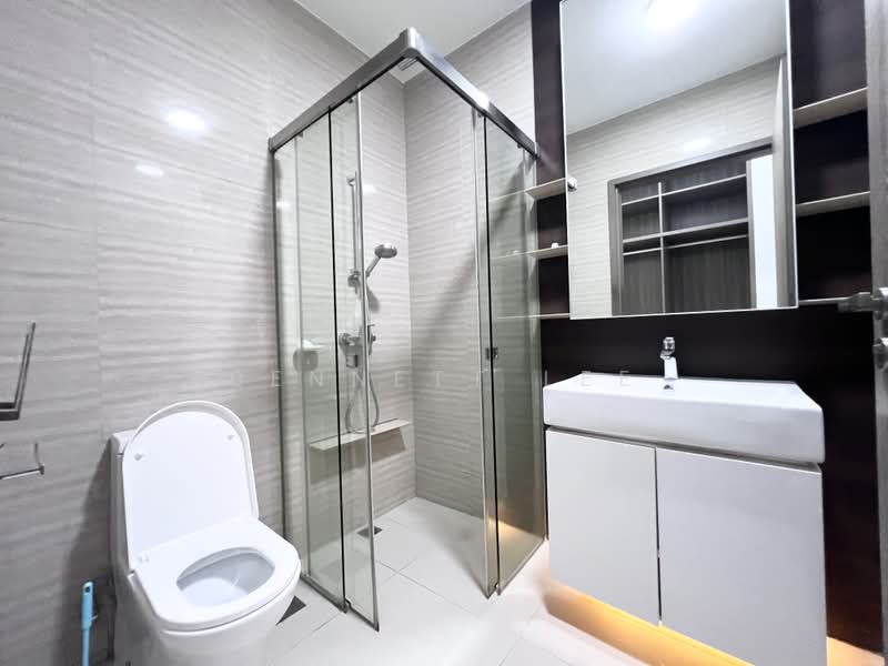 Sky Vue, Bishan Street 14, 2 Bedrooms, 678 sqft, Condominium For Sale, by Bennett Lee, 500168492 - Bathroom - PropertyGuru.com.sg