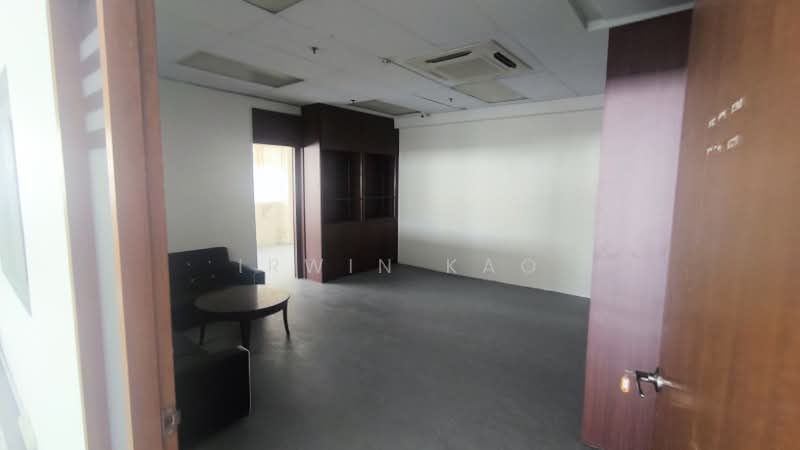 Genting Building, 83 Genting Lane, 1,500 sqft, Light Industrial (B1) For Rent, by Irwin Kao, 500168504 - Interior - CommercialGuru.com.sg