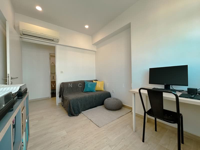 116A Jalan Tenteram, 116A Jalan Tenteram, 3 Bedrooms, 1,001 sqft, HDB Flat For Sale, by Vincent Lee, 500168524 - Living Room - PropertyGuru.com.sg