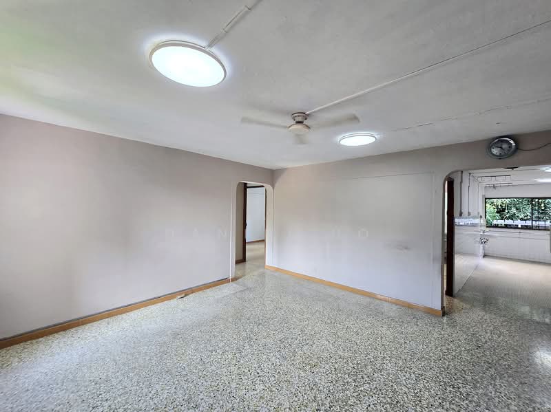 102 Jalan Rajah, 102 Jalan Rajah, 3 Bedrooms, 1,012 sqft, HDB Flat For Sale, by Daniel Ho, 500168534 - Living Room - PropertyGuru.com.sg