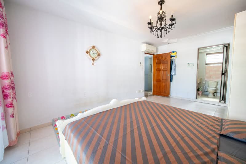 536 Woodlands Drive 14, 536 Woodlands Drive 14, 3 Bedrooms, 1,345 sqft, HDB Flat For Sale, by CLARENCE LIANG, 500168536 - Bedroom - PropertyGuru.com.sg
