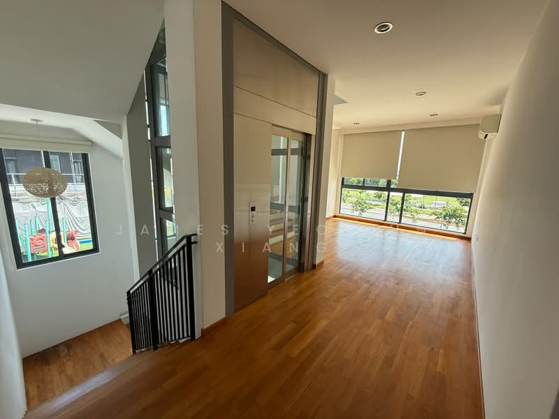 PONGGOL TWENTY FOURTH AVENUE BUNGALOW TO BE SOLD, Ponggol Twenty Fourth Avenue / Ponggol Seventeenth Avenue, 7 Bedrooms, 4,620 sqft, Bungalow House For Sale, by James Yeo Jun Xiang, 500168537 - Interior - PropertyGuru.com.sg
