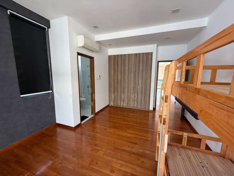 PONGGOL TWENTY FOURTH AVENUE BUNGALOW TO BE SOLD, Ponggol Twenty Fourth Avenue / Ponggol Seventeenth Avenue, 7 Bedrooms, 4,620 sqft, Bungalow House For Sale, by James Yeo Jun Xiang, 500168537 - Bedroom - PropertyGuru.com.sg