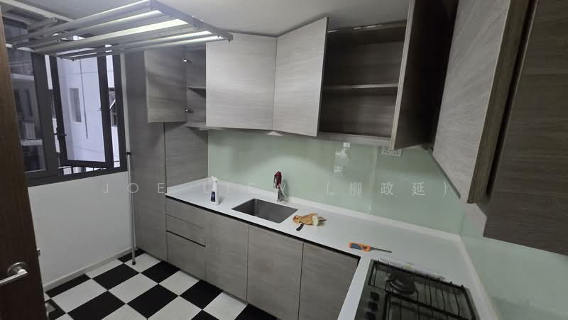 Bellewoods, 100 Woodlands Avenue 5, 4 Bedrooms, 1,152 sqft, Executive Condominium For Rent, by Joe Liew (柳政延), 500168538 - Kitchen - PropertyGuru.com.sg