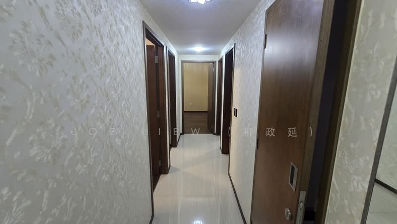Bellewoods, 100 Woodlands Avenue 5, 4 Bedrooms, 1,152 sqft, Executive Condominium For Rent, by Joe Liew (柳政延), 500168538 - Corridor - PropertyGuru.com.sg