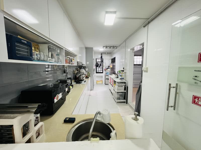 611 Bukit Panjang Ring Road, 611 Bukit Panjang Ring Road, 3 Bedrooms, 1,184 sqft, HDB Flat For Sale, by Desmond Lim, 500168555 - Kitchen - PropertyGuru.com.sg
