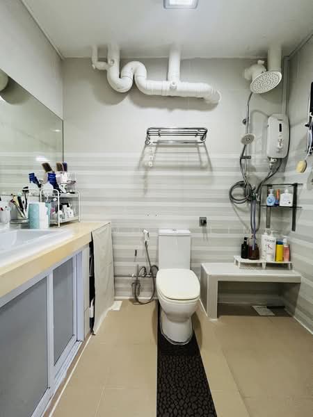 611 Bukit Panjang Ring Road, 611 Bukit Panjang Ring Road, 3 Bedrooms, 1,184 sqft, HDB Flat For Sale, by Desmond Lim, 500168555 - Bathroom - PropertyGuru.com.sg