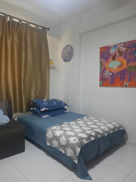 326 Serangoon Avenue 3, 326 Serangoon Avenue 3, Room Rental, 250 sqft, HDB Flat For Rent, by Zarina Majeed, 500168558 - Bedroom - PropertyGuru.com.sg