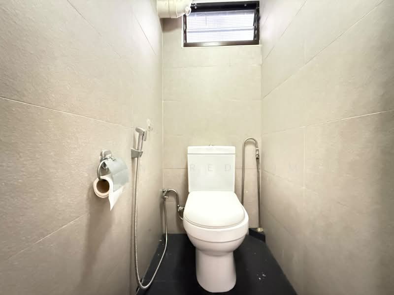 45 Bendemeer Road, 45 Bendemeer Road, 2 Bedrooms, 710 sqft, HDB Flat For Sale, by Winnifred Lim, 500168560 - Bathroom - PropertyGuru.com.sg