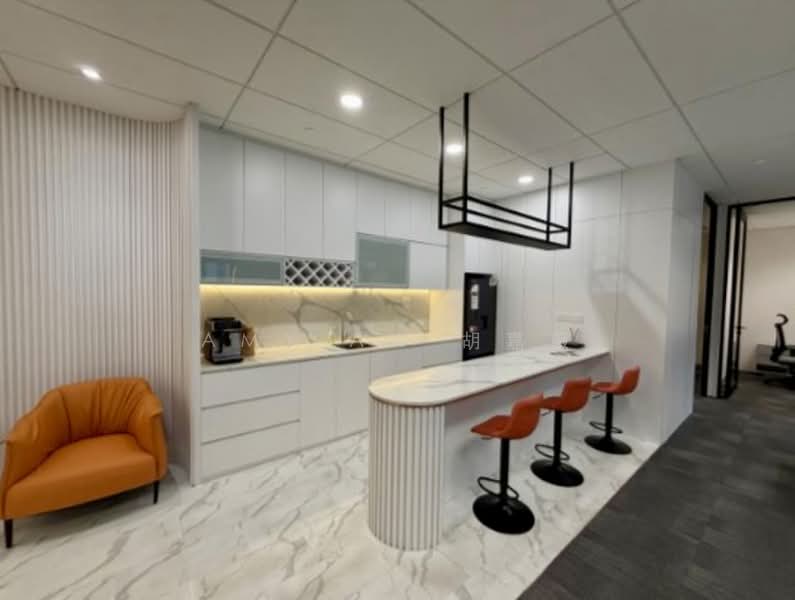 NEW DOWNTOWN | City Views | Fitted Office |, Downtown / Shenton Way / Marina Bay MRT, 2,133 sqft, Office For Rent, by Amy Aw 胡嘉薇, 500168564 - CommercialGuru.com.sg