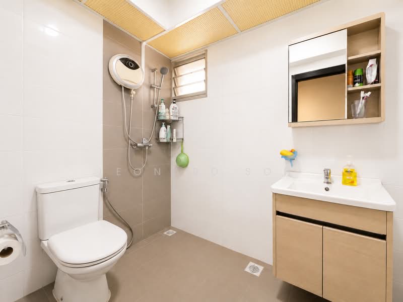 217A Boon Lay View, 217A Boon Lay Avenue, 3 Bedrooms, 1,012 sqft, HDB Flat For Sale, by Leonard Soh, 500168565 - Bathroom - PropertyGuru.com.sg