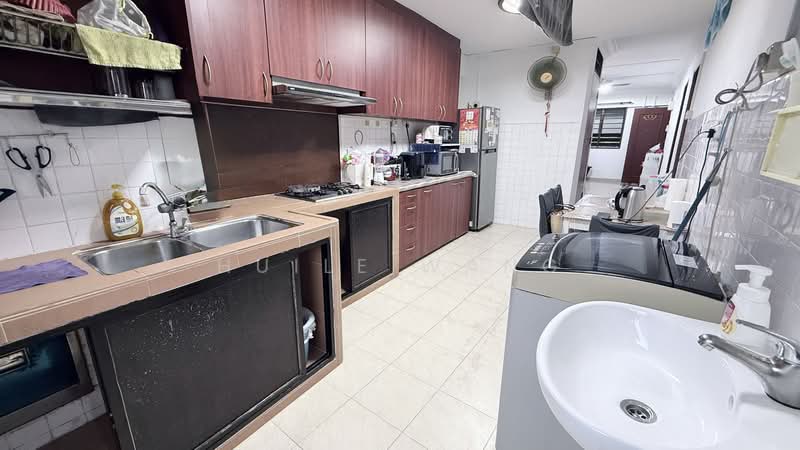 616 Bedok Reservoir Road, 616 Bedok Reservoir Road, 2 Bedrooms, 732 sqft, HDB Flat For Sale, by Huile Wang, 500168567 - Kitchen - PropertyGuru.com.sg