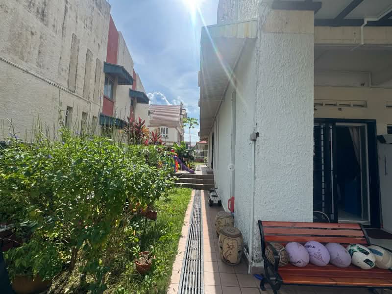 ⭐️⭐️LANDED7772 @ Big Land CORNER TERRACE Near MRT, Li Hwan, 4 Bedrooms, 2,500 sqft, Corner Terrace For Sale, by Alvin Oh, 500168571 - Exterior - PropertyGuru.com.sg