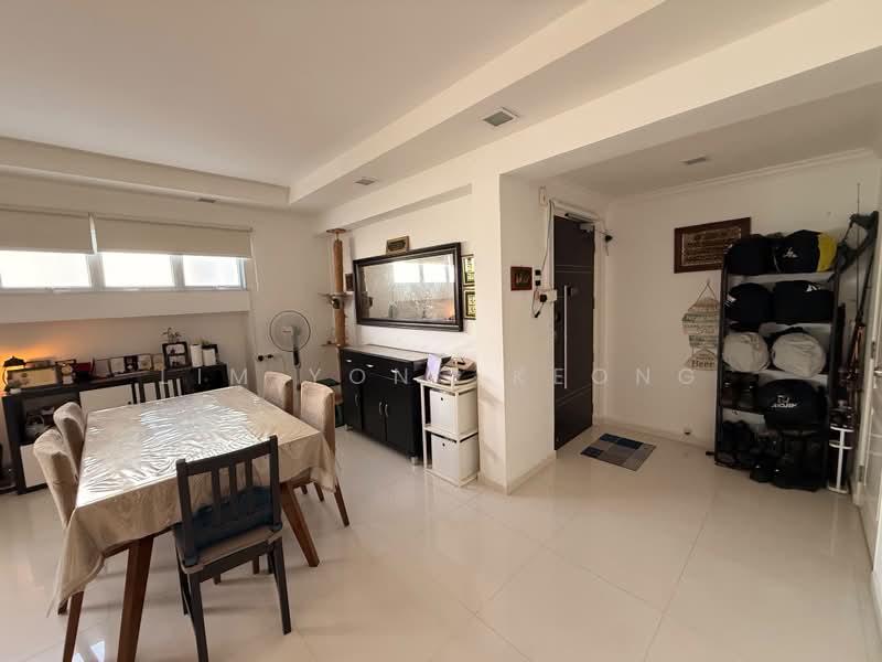 272 Choa Chu Kang Avenue 2, 272 Choa Chu Kang Avenue 2, 4 Bedrooms, 1,539 sqft, HDB Flat For Sale, by Lim Yong Keong, 500168587 - Dining Room - PropertyGuru.com.sg