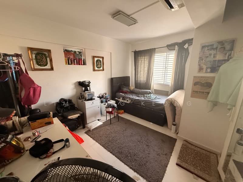 272 Choa Chu Kang Avenue 2, 272 Choa Chu Kang Avenue 2, 4 Bedrooms, 1,539 sqft, HDB Flat For Sale, by Lim Yong Keong, 500168587 - Bedroom - PropertyGuru.com.sg