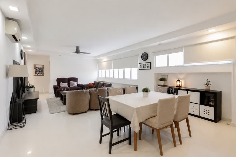 272 Choa Chu Kang Avenue 2, 272 Choa Chu Kang Avenue 2, 4 Bedrooms, 1,539 sqft, HDB Flat For Sale, by Lim Yong Keong, 500168587 - Living Room - PropertyGuru.com.sg