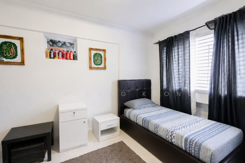 272 Choa Chu Kang Avenue 2, 272 Choa Chu Kang Avenue 2, 4 Bedrooms, 1,539 sqft, HDB Flat For Sale, by Lim Yong Keong, 500168587 - Bedroom - PropertyGuru.com.sg