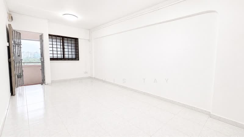 480 Jurong West Street 41, 480 Jurong West Street 41, 2 Bedrooms, 721 sqft, HDB Flat For Sale, by Jarvis Tay, 500168593 - LIVING HALL - PropertyGuru.com.sg