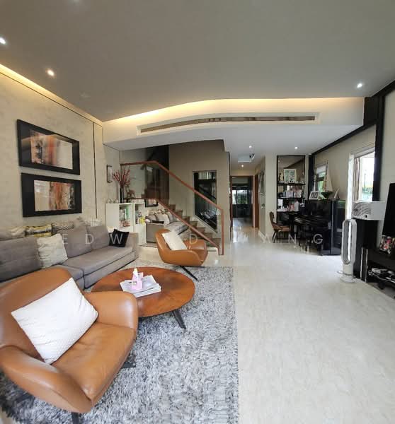 The Whitley Residences, Whitley Road, Room Rental, 200 sqft, Semi-Detached House For Rent, by Edward Wang, 500168598 - Living Room - PropertyGuru.com.sg