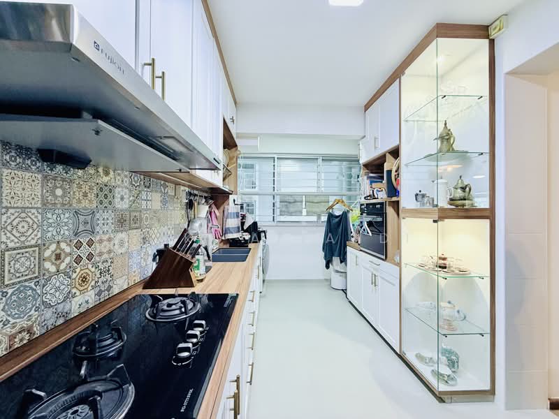 293D Bukit Batok Street 21, 293D Bukit Batok Street 21, 3 Bedrooms, 1,001 sqft, HDB Flat For Sale, by Zaki Affandi, 500168605 - Kitchen - PropertyGuru.com.sg
