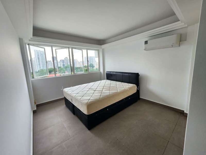 69 Moulmein Road, 69 Moulmein Road, 3 Bedrooms, 1,100 sqft, HDB Flat For Rent, by James Tan, 500168630 - Bedroom - PropertyGuru.com.sg
