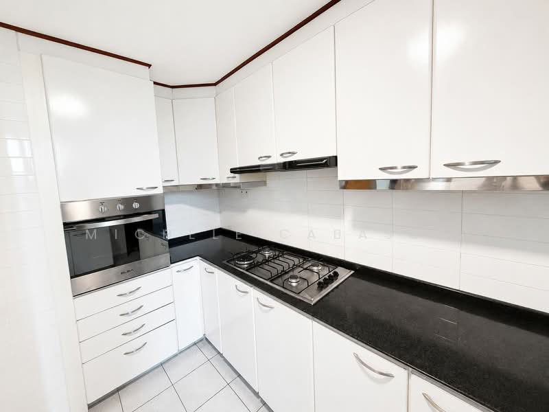 Springdale Condo, 51 Hindhede Walk, 3 Bedrooms, 1,131 sqft, Condominium For Sale, by Michele Cabasug, 500168631 - Kitchen - PropertyGuru.com.sg