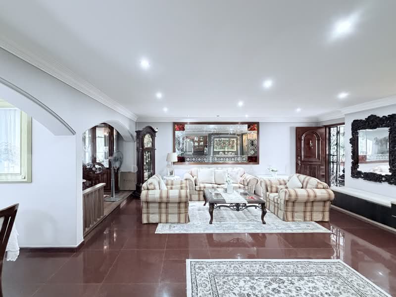 290G Bukit Batok Street 24, 290G Bukit Batok Street 24, 3 Bedrooms, 1,302 sqft, HDB Flat For Sale, by Lydia Izzati, 500168632 - Living Room - PropertyGuru.com.sg