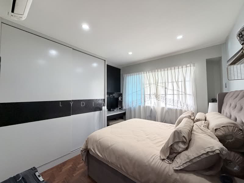 290G Bukit Batok Street 24, 290G Bukit Batok Street 24, 3 Bedrooms, 1,302 sqft, HDB Flat For Sale, by Lydia Izzati, 500168632 - Bedroom - PropertyGuru.com.sg