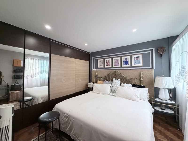 290G Bukit Batok Street 24, 290G Bukit Batok Street 24, 3 Bedrooms, 1,302 sqft, HDB Flat For Sale, by Lydia Izzati, 500168632 - Bedroom - PropertyGuru.com.sg
