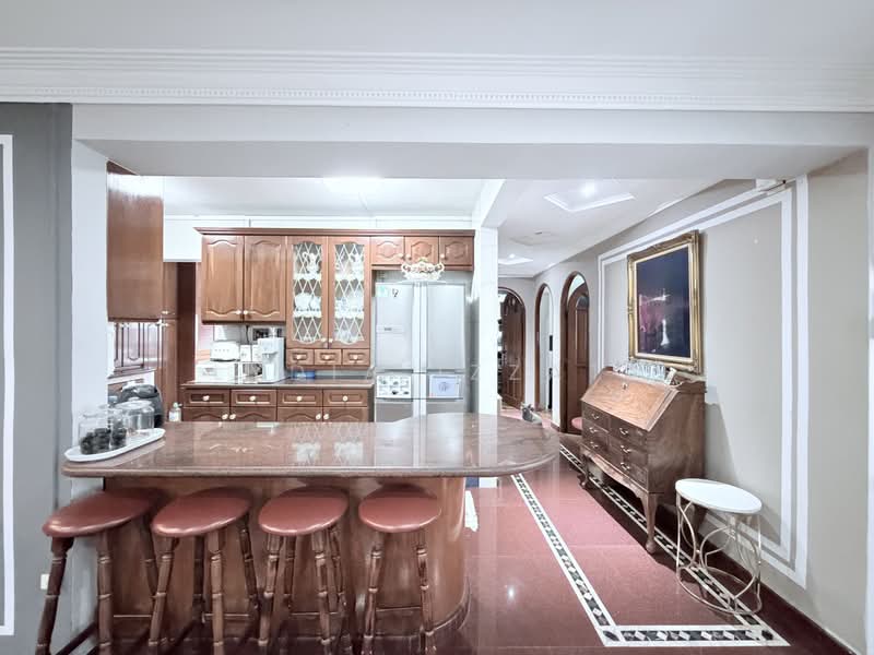 290G Bukit Batok Street 24, 290G Bukit Batok Street 24, 3 Bedrooms, 1,302 sqft, HDB Flat For Sale, by Lydia Izzati, 500168632 - Kitchen - PropertyGuru.com.sg