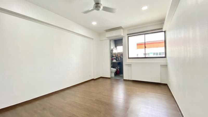 448 Tampines Street 42, 448 Tampines Street 42, 3 Bedrooms, 1,119 sqft, HDB Flat For Sale, by Eric Chan 陳鴻運, 500168636 - Interior - PropertyGuru.com.sg