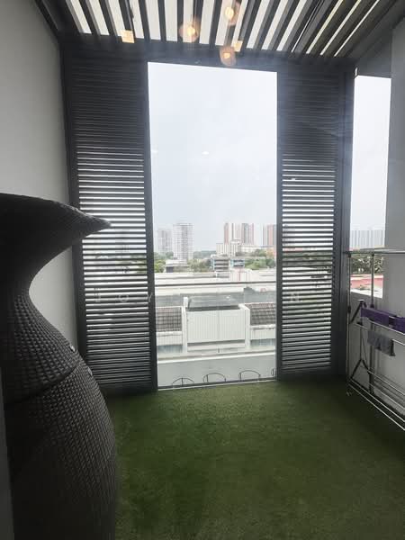 Eastbay, 1 Tay Lian Teck Road, 2 Bedrooms, 1,130 sqft, Condominium For Rent, by Joyce Tan, 500168650 - Balcony - PropertyGuru.com.sg