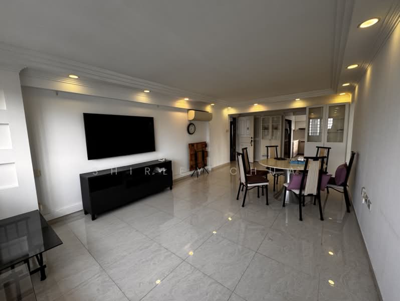 238 Jurong East Street 21, 238 Jurong East Street 21, 3 Bedrooms, 1,292 sqft, HDB Flat For Rent, by Shirley Chua, 500168677 - Living Room - PropertyGuru.com.sg