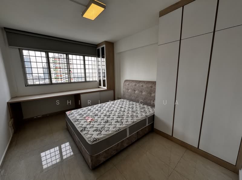 238 Jurong East Street 21, 238 Jurong East Street 21, 3 Bedrooms, 1,292 sqft, HDB Flat For Rent, by Shirley Chua, 500168677 - Bedroom 3 - PropertyGuru.com.sg