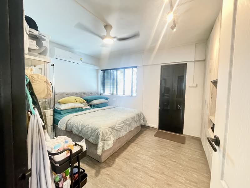 275 Tampines Street 22, 275 Tampines Street 22, 3 Bedrooms, 1,130 sqft, HDB Flat For Sale, by Mohd Yussaini, 500168678 - Bedroom - PropertyGuru.com.sg