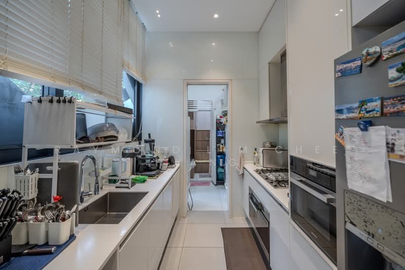 d'Leedon (Former Farrer Court), 1 Leedon Heights, 5 Bedrooms, 6,856 sqft, Cluster House For Sale, by Raymond Lim Chee Hiang, 500168684 - Kitchen - PropertyGuru.com.sg