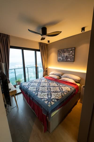 Avenue South Residence, 13 Silat Avenue, 3 Bedrooms, 1,109 sqft, Condominium For Sale, by Lynn Ong, 500168685 - Master - PropertyGuru.com.sg