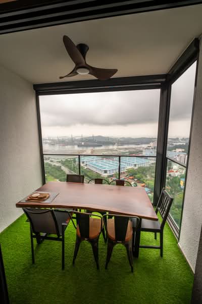 Avenue South Residence, 13 Silat Avenue, 3 Bedrooms, 1,109 sqft, Condominium For Sale, by Lynn Ong, 500168685 - Balcony - PropertyGuru.com.sg