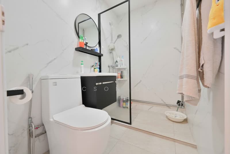 171 Hougang Avenue 1, 171 Hougang Avenue 1, 4 Bedrooms, 1,313 sqft, HDB Flat For Sale, by Zacson Ong, 500168695 - Bathroom - PropertyGuru.com.sg