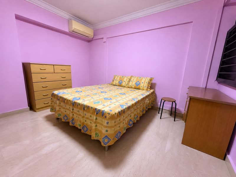 290F Bukit Batok Street 24, 290F Bukit Batok Street 24, 3 Bedrooms, 1,291 sqft, HDB Flat For Sale, by James Tai, 500168707 - Bedroom - PropertyGuru.com.sg