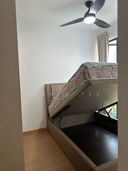 Treasure at Tampines, 1 Tampines Lane, Room Rental, 120 sqft, Condominium For Rent, by Andrew Yek, 500168718 - Bedroom - PropertyGuru.com.sg