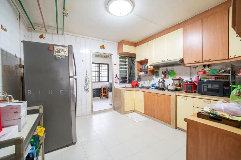 845 Jurong West Street 81, 845 Jurong West Street 81, 3 Bedrooms, 1,377 sqft, HDB Flat For Sale, by JOREEN LIM, 500168723 - Kitchen - PropertyGuru.com.sg