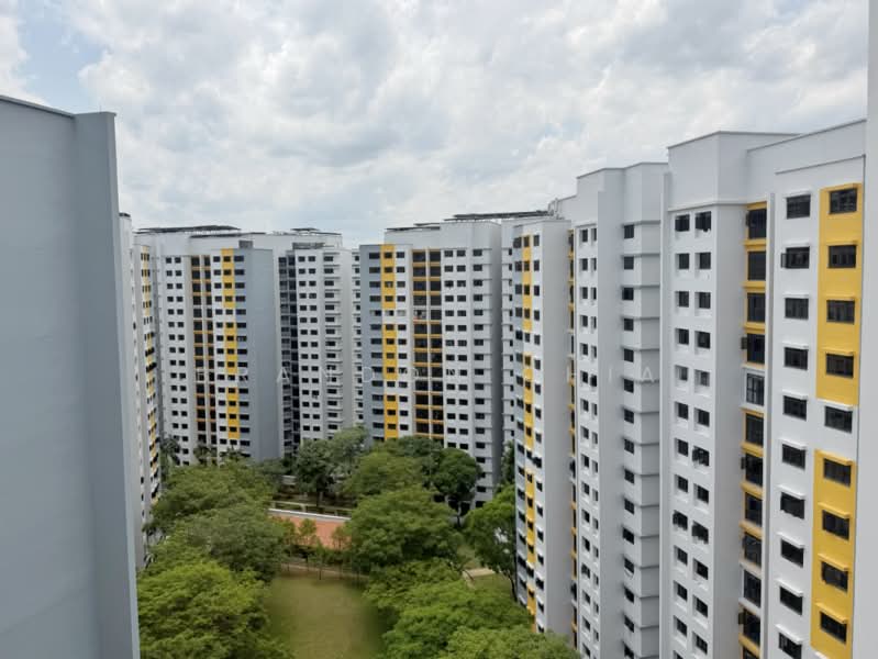 204A Compassvale Drive, 204A Compassvale Drive, 4 Bedrooms, 1,184 sqft, HDB Flat For Sale, by Brandon Chia, 500168749 - Exterior - PropertyGuru.com.sg