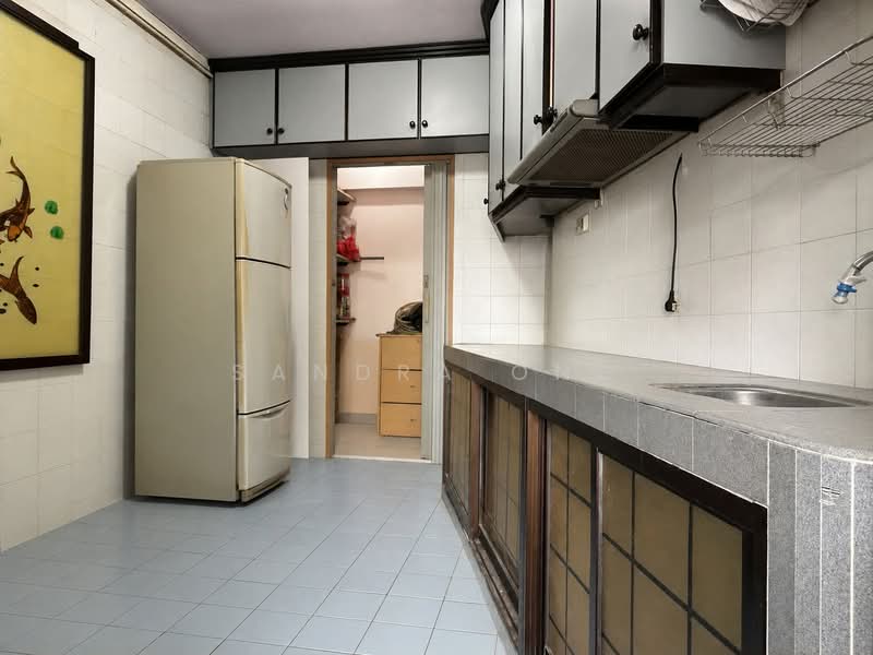 297 Bukit Batok Street 22, 297 Bukit Batok Street 22, 3 Bedrooms, 1,087 sqft, HDB Flat For Sale, by Sandra Ong, 500168757 - Kitchen - PropertyGuru.com.sg