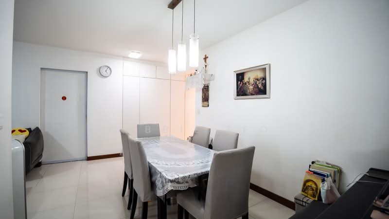 810A Choa Chu Kang Avenue 7, 810A Choa Chu Kang Avenue 7, 3 Bedrooms, 1,216 sqft, HDB Flat For Sale, by Debbie Teo, 500168761 - Dining Room - PropertyGuru.com.sg