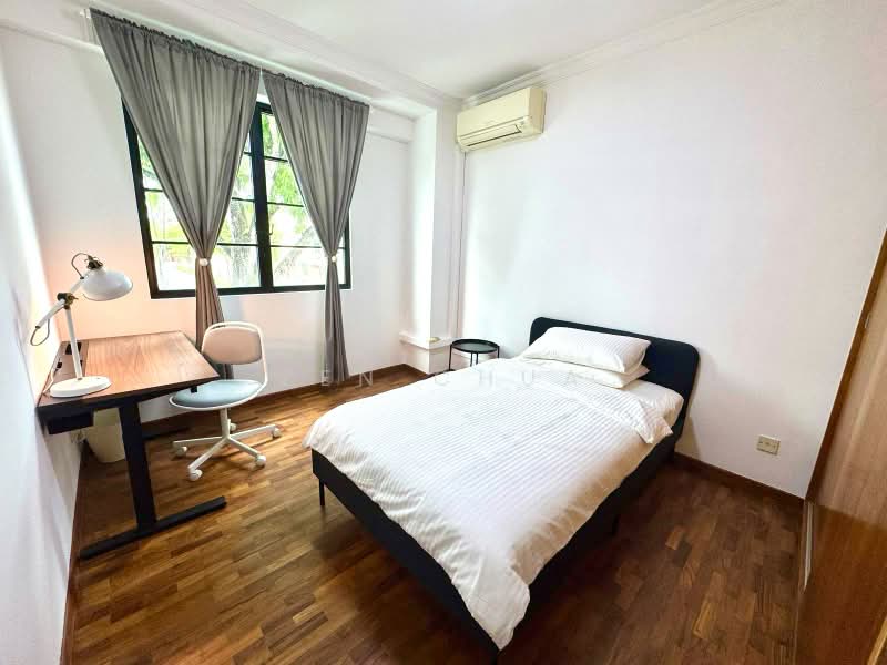 Highgate Crescent, Highgate Crescent, Room Rental, 120 sqft, Terraced House For Rent, by Zen Chua, 500168763 - Bedroom - PropertyGuru.com.sg