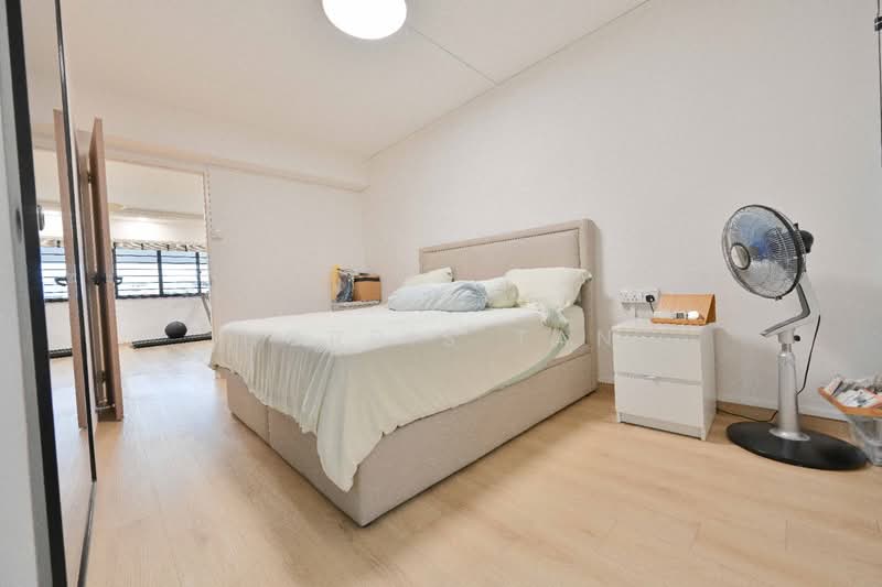 171 Hougang Avenue 1, 171 Hougang Avenue 1, 4 Bedrooms, 1,313 sqft, HDB Flat For Sale, by Norris Tan, 500168764 - Bedroom - PropertyGuru.com.sg