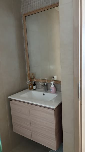 Botannia, 33A West Coast Park, 3 Bedrooms, 1,270 sqft, Condominium For Rent, by Elina Chong, 500168765 - Bathroom - PropertyGuru.com.sg